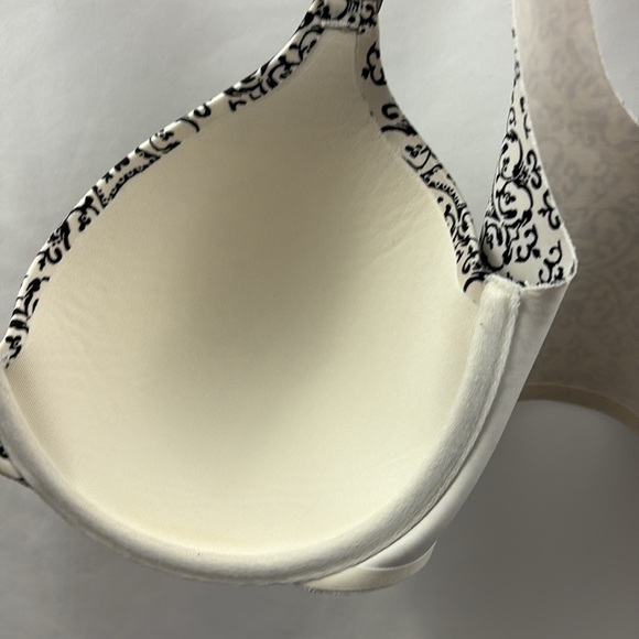 SOMA Vanishing Back Full Coverage Bra - 34DD Black White Front Close - Picture 10 of 11